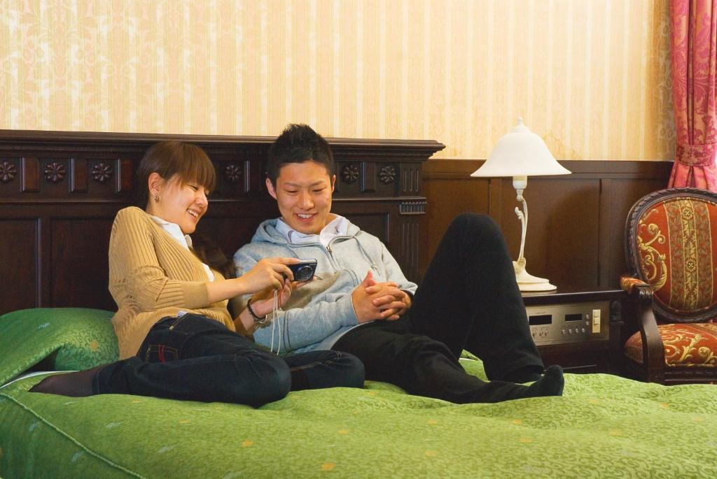 Old England Dogo Yamanote Hotel Мацуяма Номер фото